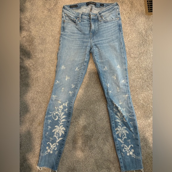 Lucky Brand Jeans - Embroidered - Picture 1 of 5